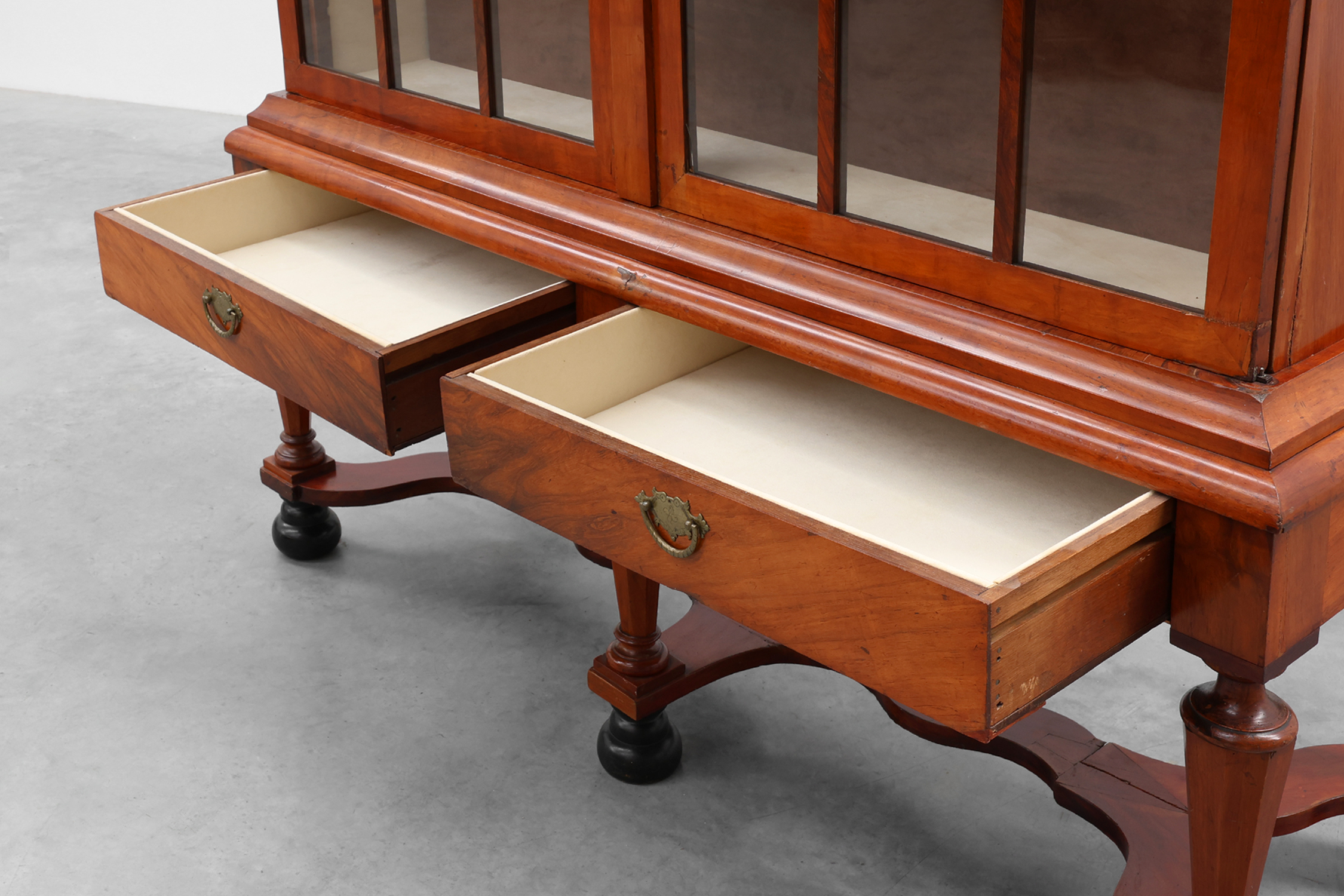Antique William IV Style Walnut Display Cabinet, UK, 18th Centurythumbnail